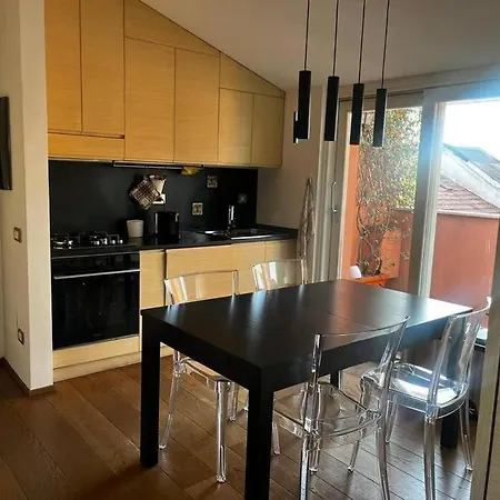 Elegante Con Camino A Gambara Appartement